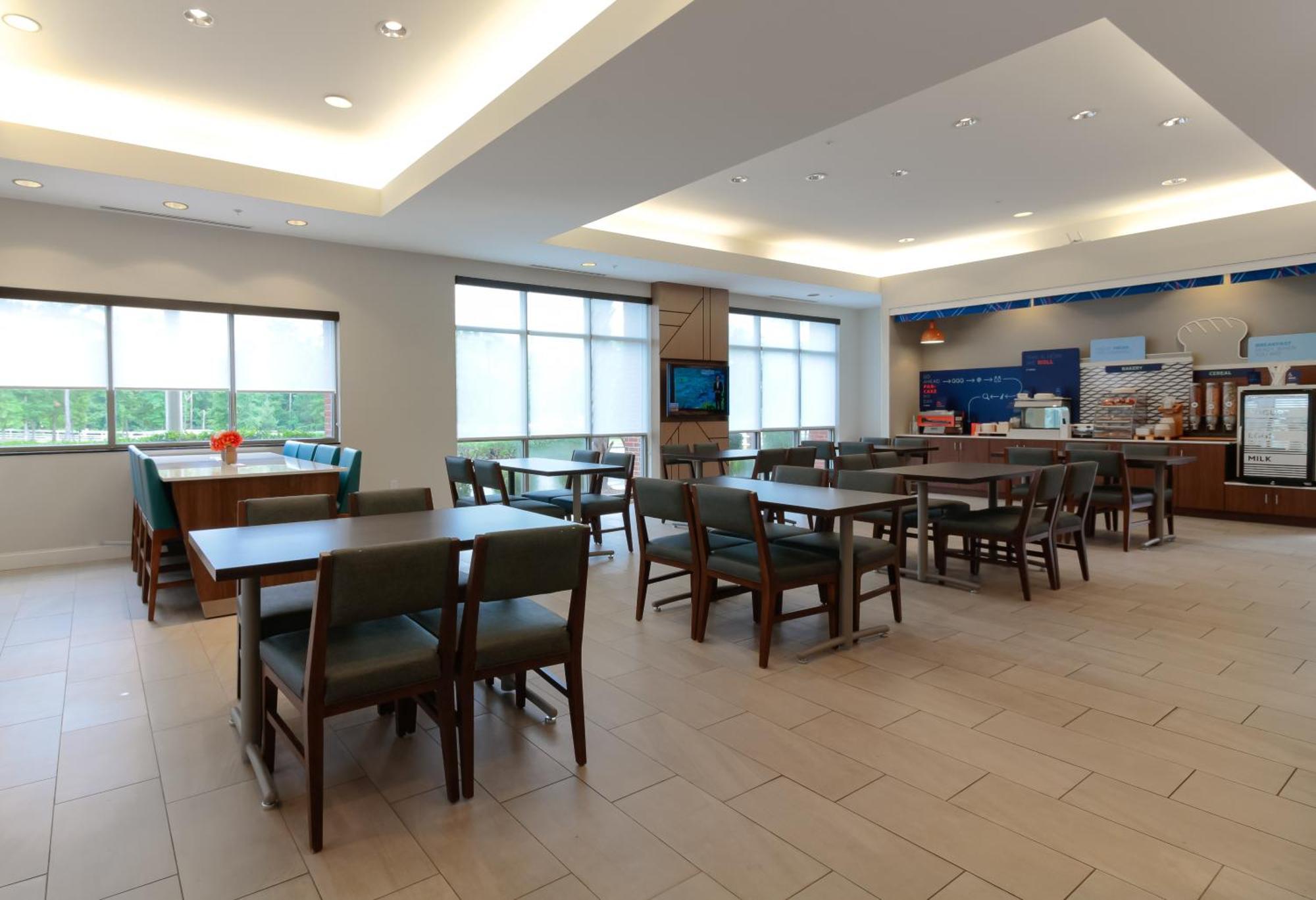 Holiday Inn Express Leland - Wilmington Area By Ihg Eksteriør bilde