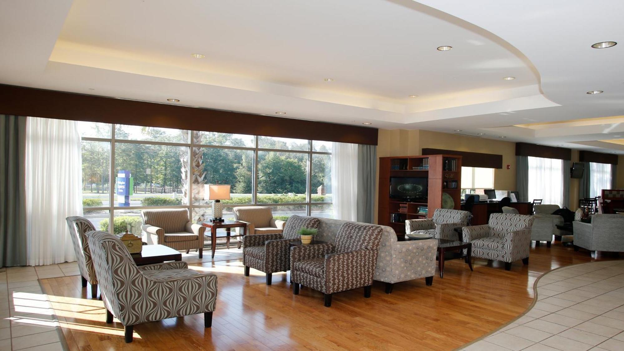 Holiday Inn Express Leland - Wilmington Area By Ihg Eksteriør bilde